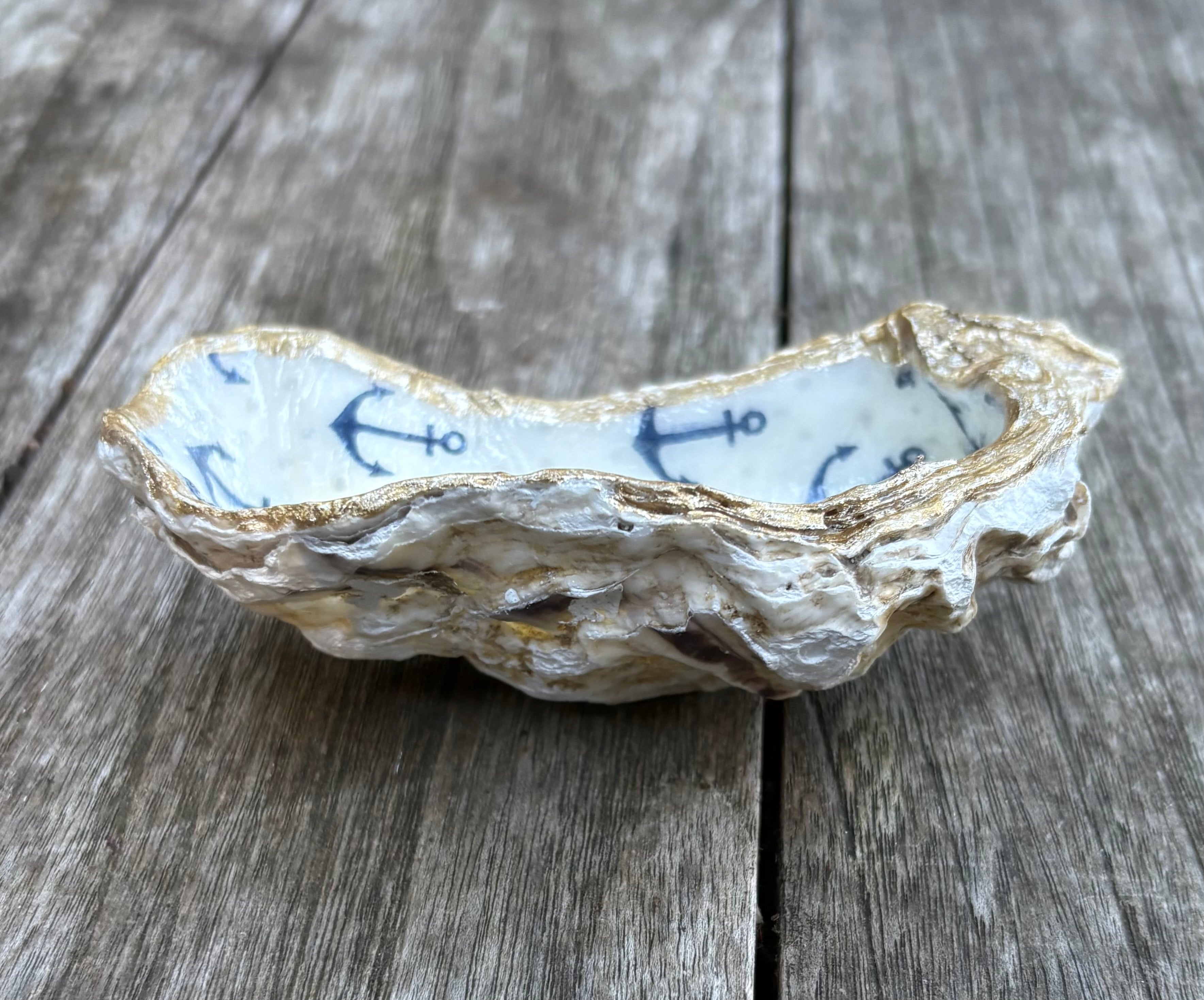 Anchor Oyster Shell