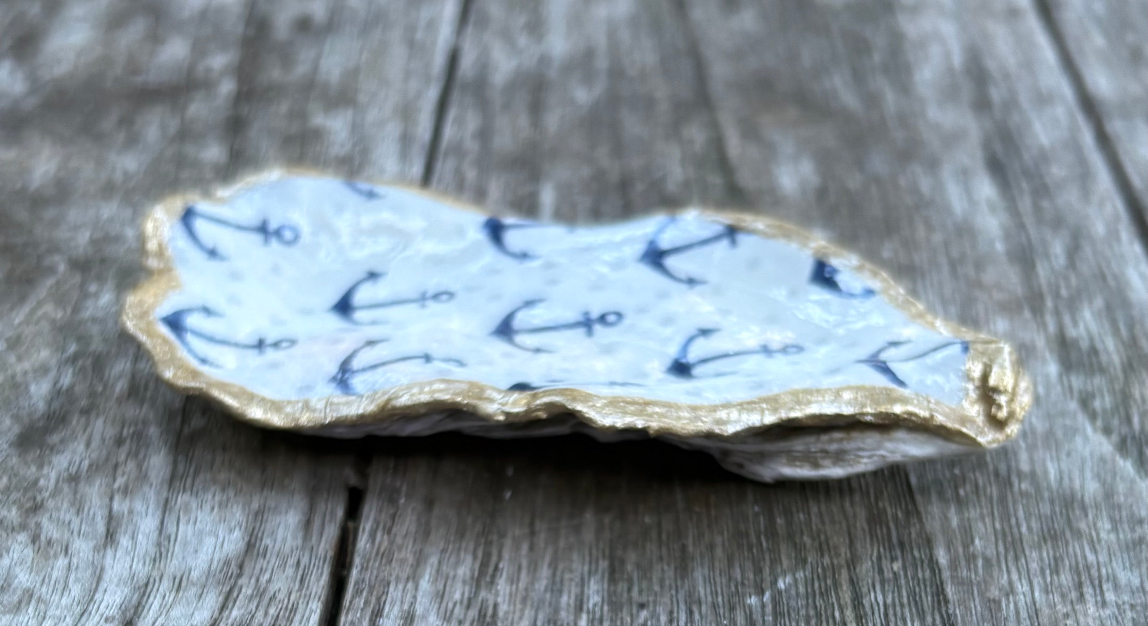 Anchor Oyster Shell