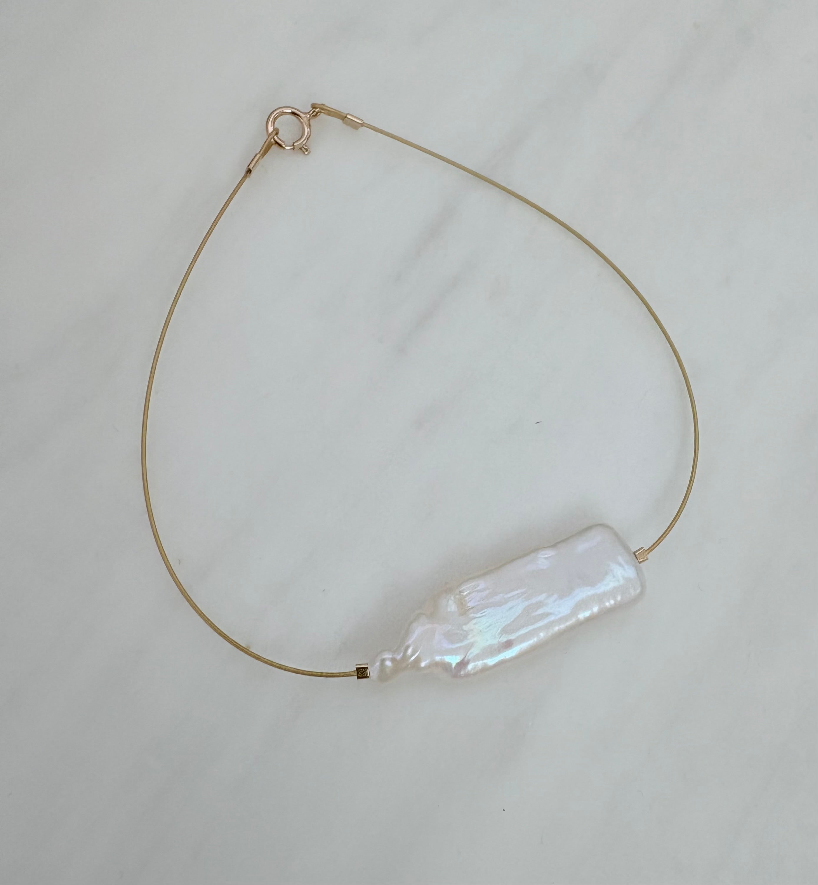 Gold Dainty 1 Pearl 6.5in